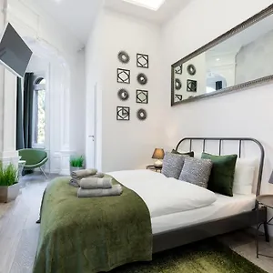 https://silver-boutique-hotel.inbudapesthotels.com